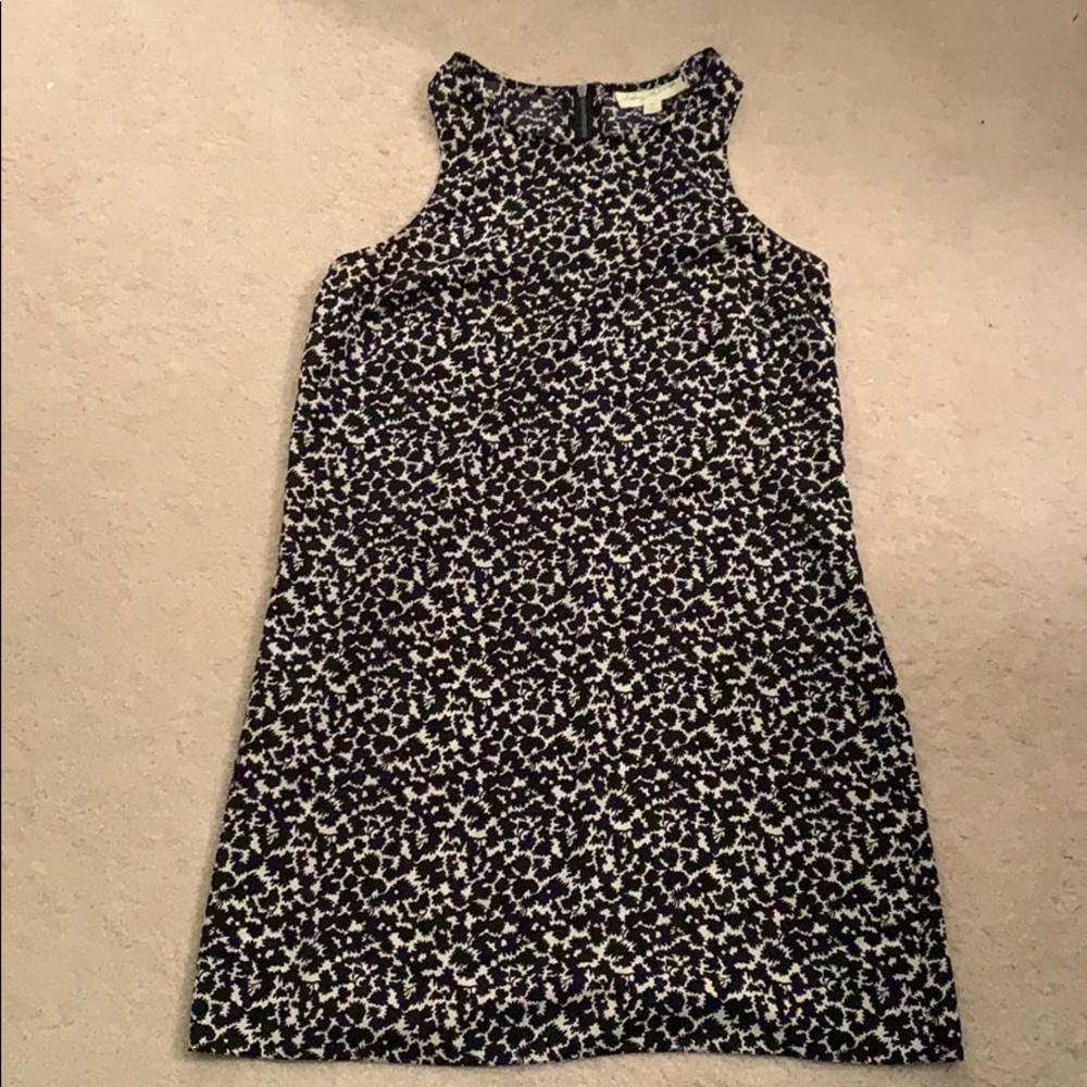 Patterned black and white dress